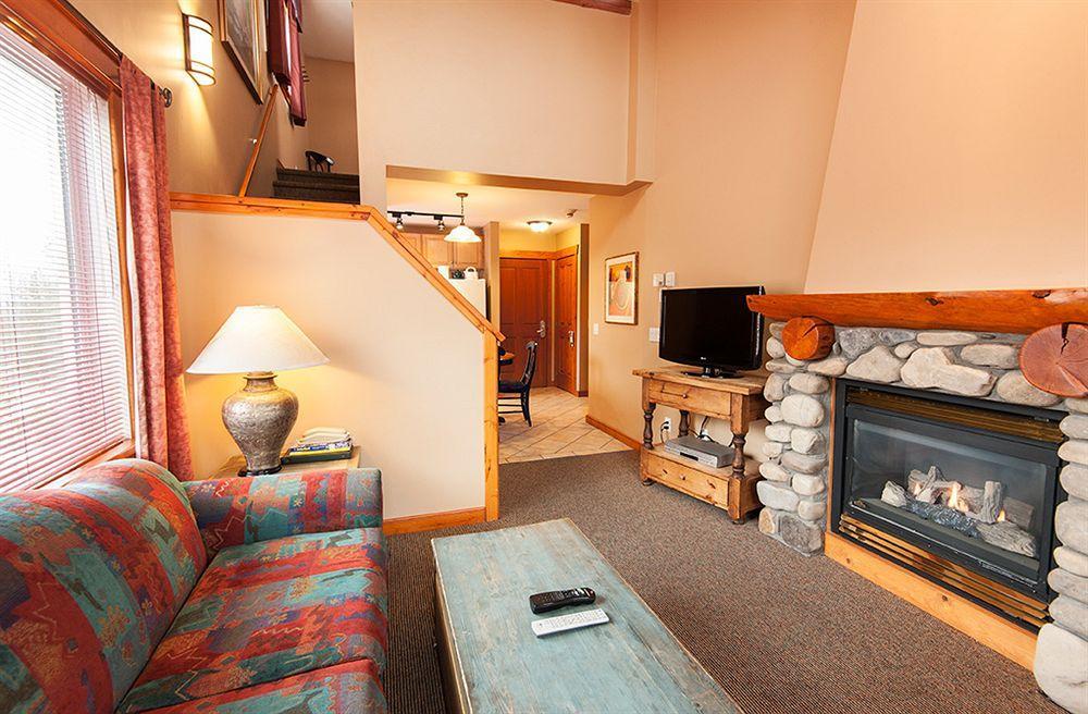 Lizard Creek Lodge Fernie Exteriér fotografie