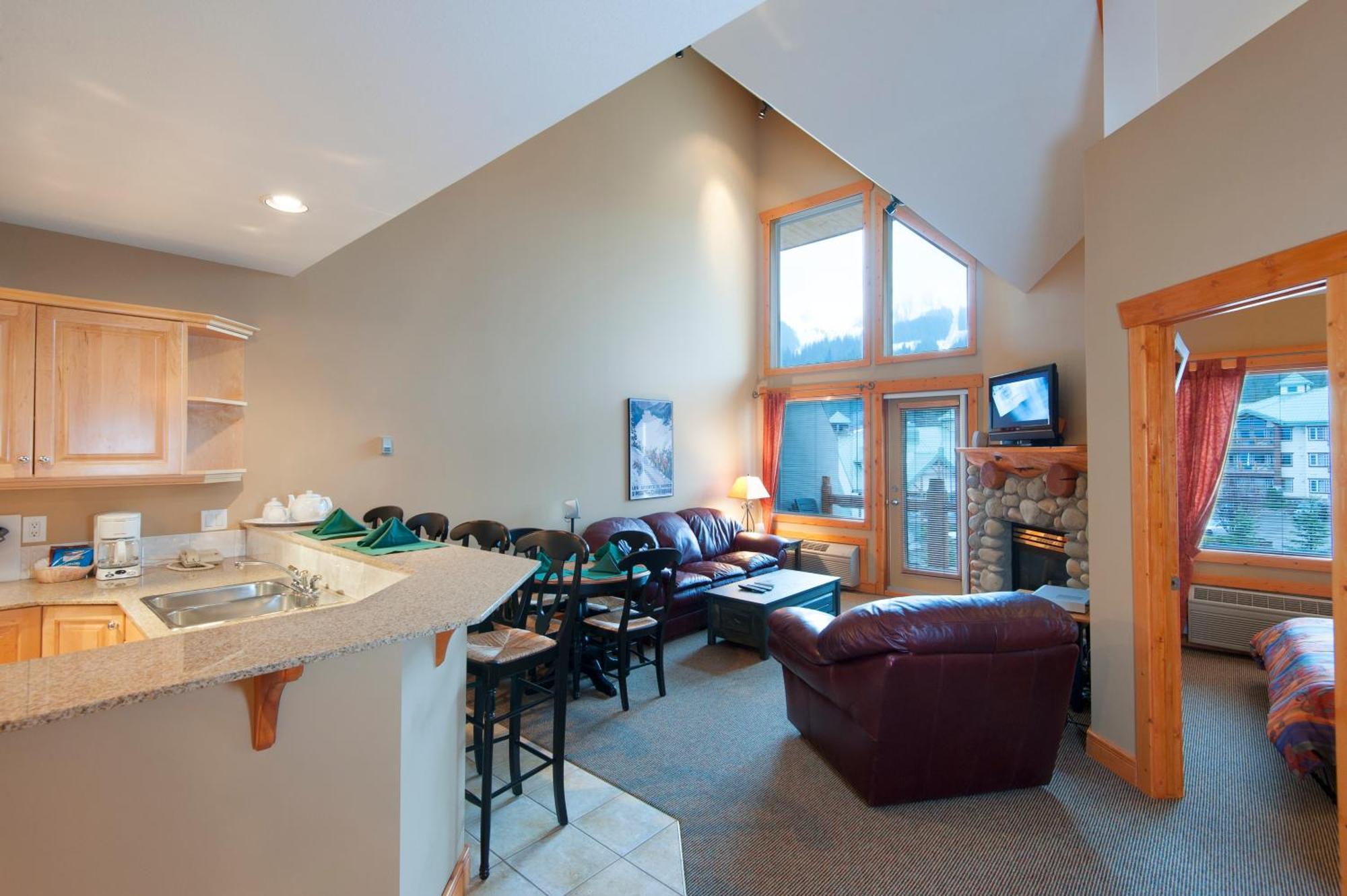 Lizard Creek Lodge Fernie Exteriér fotografie